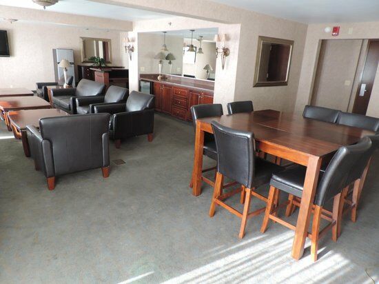 Hotel Rit & Conference Center Henrietta